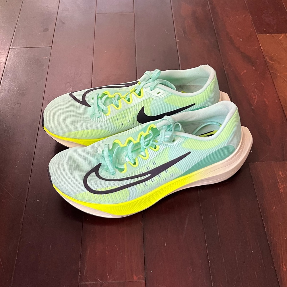 Nike running sneakers size 11